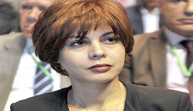 موكب الوزيرة فرعون يتعرض لحادث  مرور ببجاية