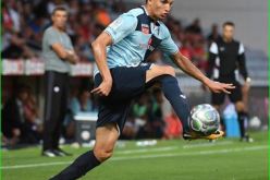 بعد إستبعاده عن الخضر..الصدمات تُلاحق فرحات في فرنسا !!