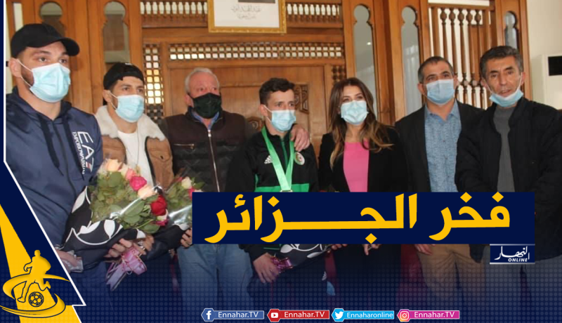 بالصور.. سواكري تستقبل أبطال المصارعة الجزائرية