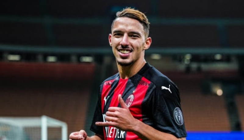 بن ناصر يساهم في فوز الميلان على جنوى