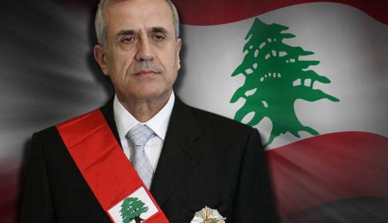 رئيس لبنان يدعو شعبه إلى تجنب الوقوع في الفتنة