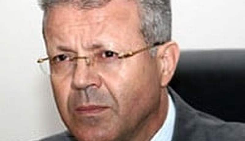 قرابة 30 ألف منصب مالي لتوظيف الاساتذة و الاداريين في قطاع التربية للسنة الدراسية 2012-2013