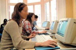 طالب جامعي يحبط محاولة حرڤة ثلاث تلميذات بالوادي