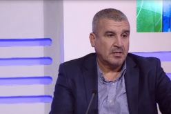 بالفيديو.. رئيس إتحادية الملاكمة:”بن شبلة رفض الألوان الوطنية”