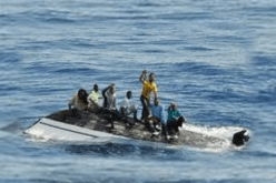 إنقاذ 120 حراڨ قبالة السواحل التونسية