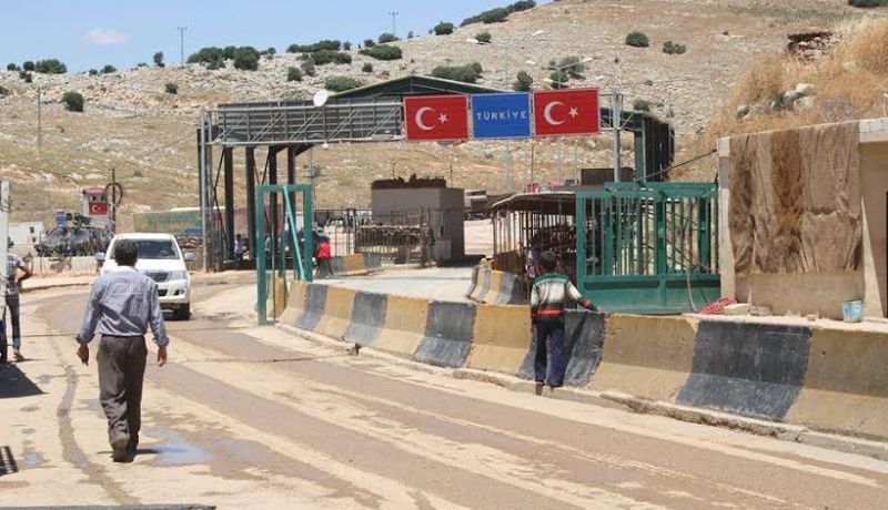 القوات التركية تفتح النار على سوريين حاولوا عبور الحدود