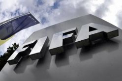 الـفيفا يوقف رئيس اتحاد جنوب إفريقيا للتحقيق في قضية تلاعب بنتائج مباريات