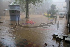 العديد من الطرقات مقطوعة أمام حركة المرور بغرب البلد جراء التقلبات الجوية