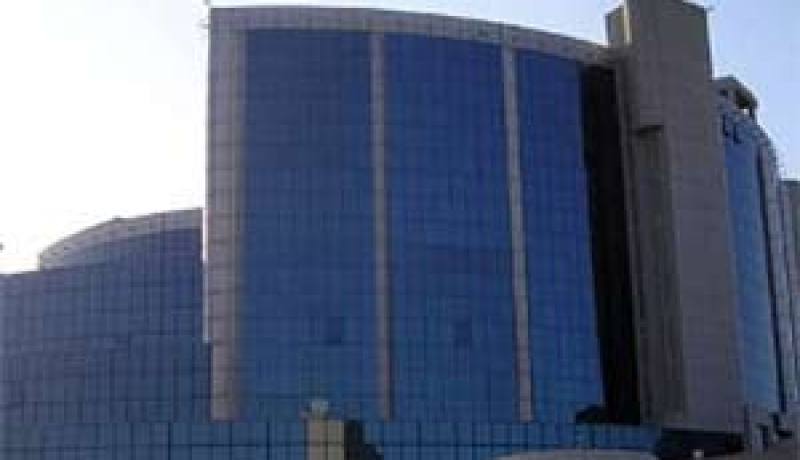 عمال المالية يطالبون بالترقية وإقرار منح وعلاوات جديدة