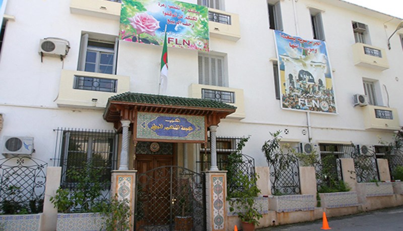 6200 مناضل و7 وزراء أفلانيين أودعوا ملفات ترشحهم للإنتخابات التشريعية