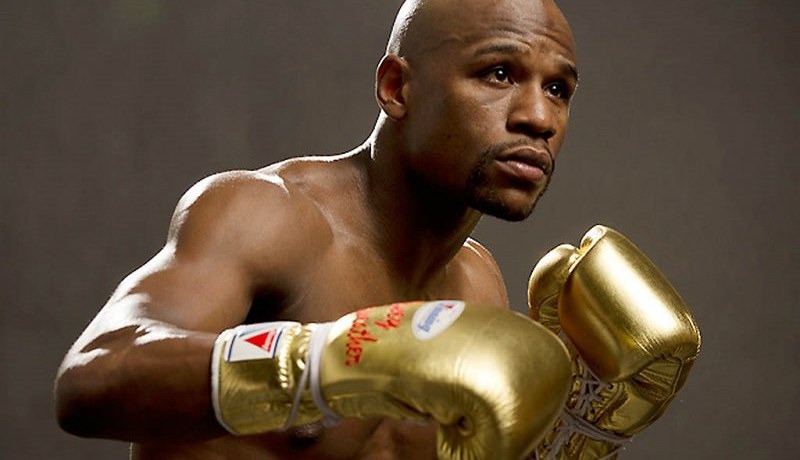 “مايويذر” يعتزل بعد فوزه في نزال المليار دولار