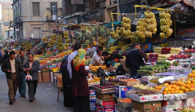 يشتكون من ارتفاع الأسعار.. ويجسّدون التبذير بشكل كبير!