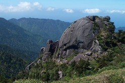 يرمي ابنته من أعلى الجبل بعد فضيحة شرف في بوعنداس بسطيف