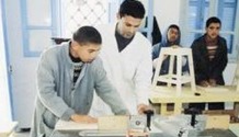 أكثر من 17.200منصب تكوين موفرة خلال دورة فيفري 2010 بالبويرة