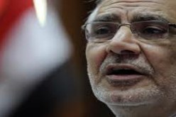 عبد المنعم أبو الفتوح يغادر المستشفى بعد استقرار حالته الصحية