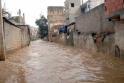 هلاك شخصين وفقدان طفلة وإنقاذ ثلاثة آخرين جرفت سيارتهم السيول بوادي بغليزان