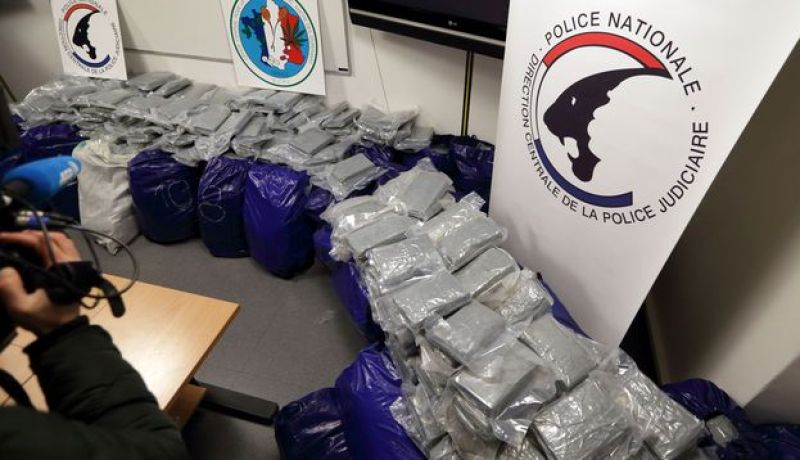 إحباط محاولة إدخال 752 كيلوغرام من الكوكايين إلى فرنسا !