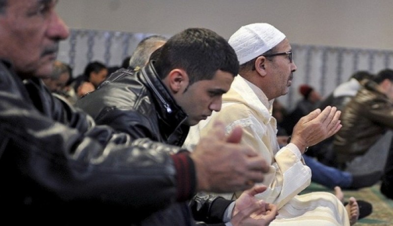 تسجيل 24 عملا ضد المسلمين و 18 تهديدا منذ اعتداءات باريس