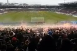 بالفيديو  منظر جميل لغبار ملون خلال مباراة بوردو و سانت اتيان في فرنسا