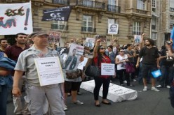 آلاف المعلمين يتظاهرون في باريس دفاعا عن المدرسة