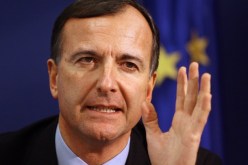 ايطاليا اجرت اتصالات “سرية” مع المتمردين الليبيين