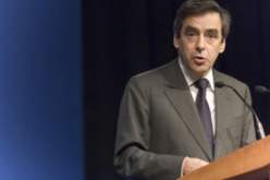 فرنسوا فيون يعارض نقاشا حول الاسلام ان كان يسيء الى المسلمين