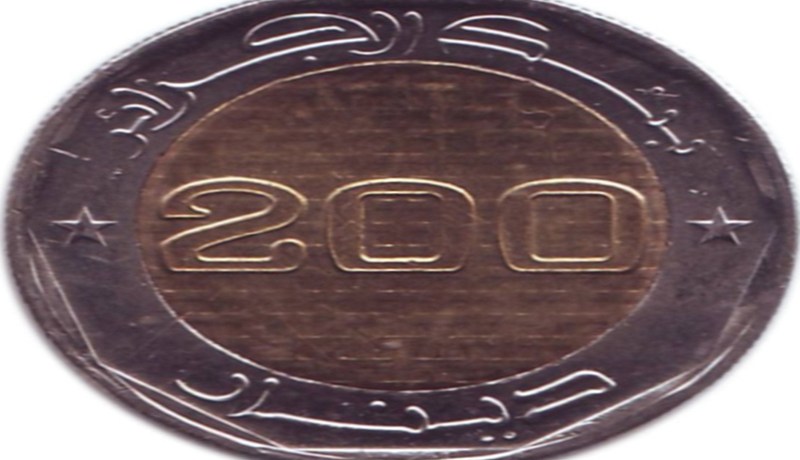 يصب على صديقه البنزين ويحرقه بسبب 200 دج في مستغانم