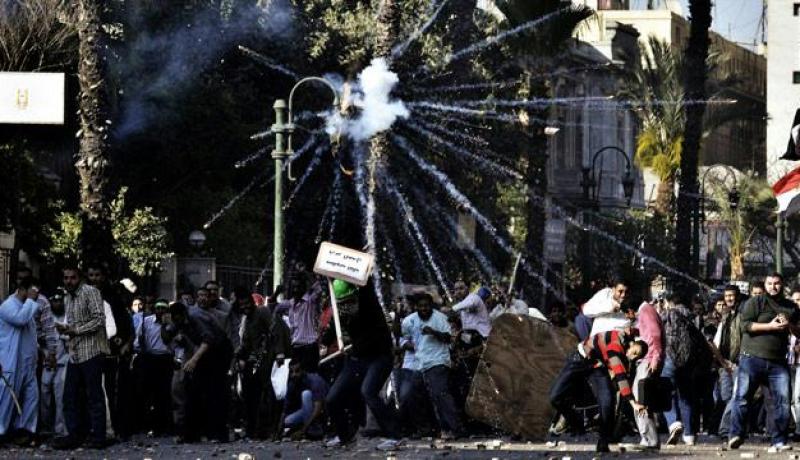 مصر: 48 جريحا باشتباكات الإسلاميين و”بلاك بلوك”