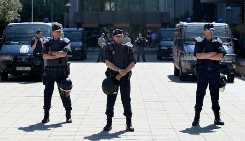 إسبانيا: أفراد خلية للقاعدة يمثلون أمام القضاء