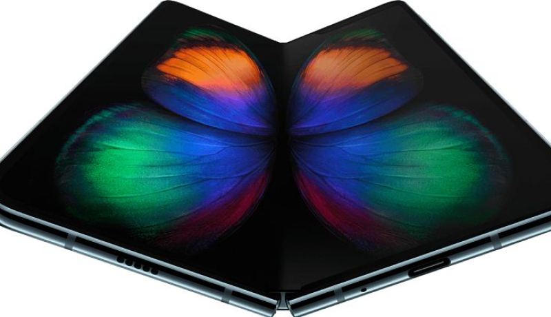 بالصور.. فضيحة تلاحق “غالاكسي القابل للطي” قبل طرحه في الأسواق