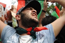 متظاهرون يطالبون بإطلاق سراح رهائن في ليبيا