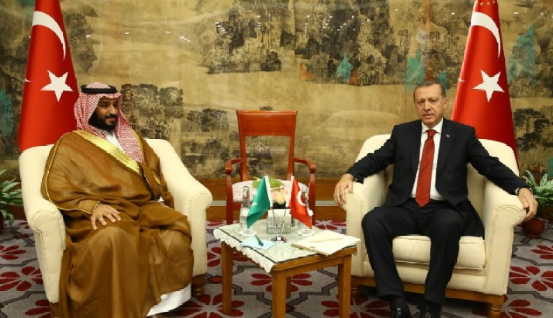 أردوغان يهاتف الأمير محمد سليمان ويهنئه بولاية العهد