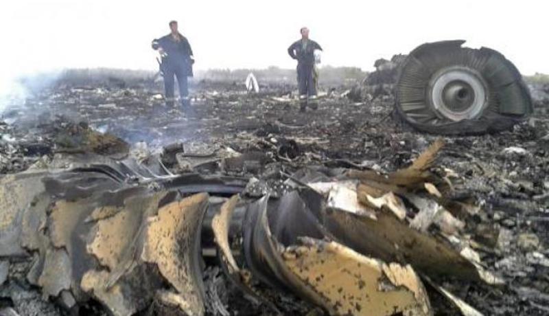 مسؤول روسي يؤكد أن الطائرة الماليزية تعرضت لقصف من مناطق يسيطر عليها الجيش الأوكراني