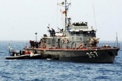 البحرية الجزائرية تطرد سفينتين لحرس السواحل التونسي بعد اجتياح المياه الإقليمية