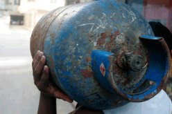 مواطن يحاول تفجير نفسه بقارورة غاز أمام مقر ولاية تلمسان