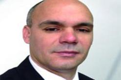 جماعة  أشرار تهاجم منزل النائب البرلماني عبد القادر حدوش بعين الدفلى