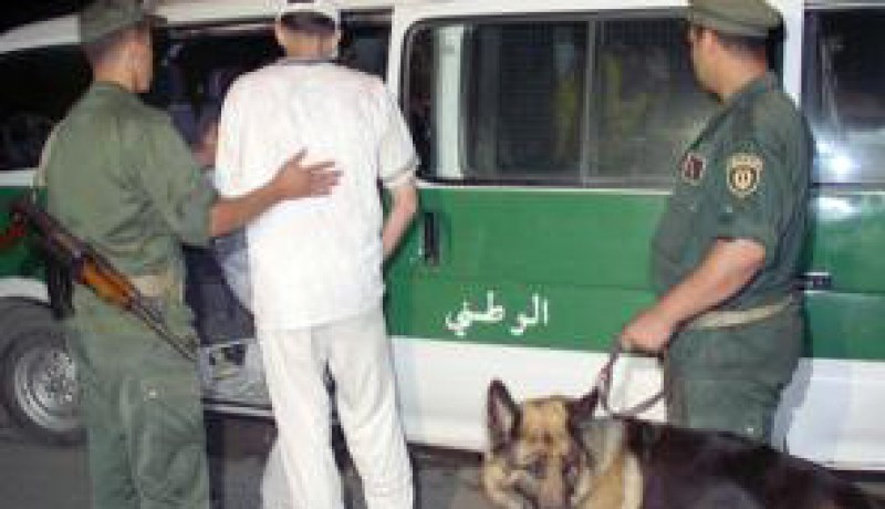 إيداع 10 أشخاص من أقارب المهربين الحبس المؤقت بتبسة