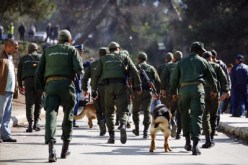 مئـــات الملثميـــــن يحاصــــرون مستشفـى تبسـة لتحريــر مهـرّب