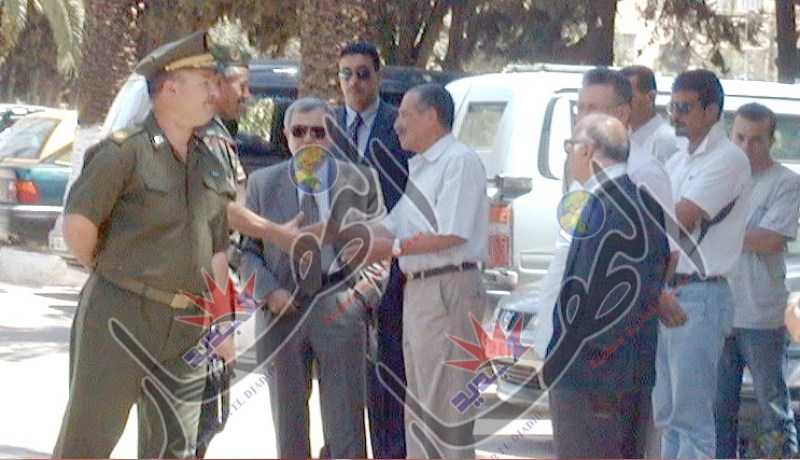 بوتفليقة يحيل الفريق توفيق على التقاعد وطرطاڤ على رأس الديـاراس