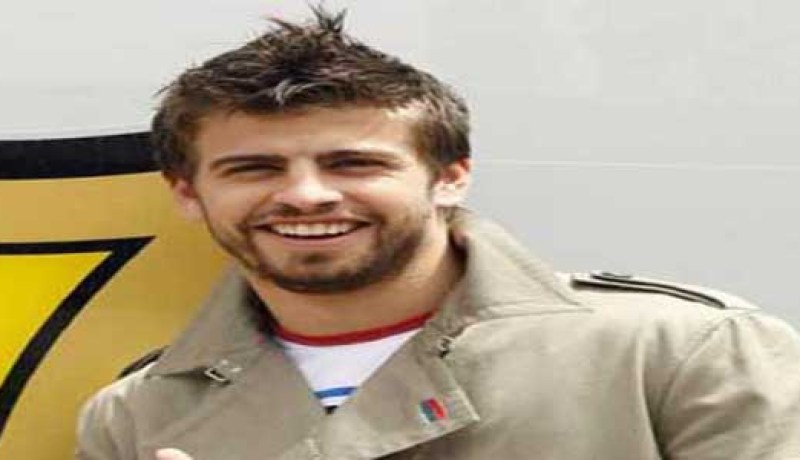 مدافع برشلونة بيكي: لقد أصبحنا بعيدين عن ريال مدريد لكننا لن نستسلم