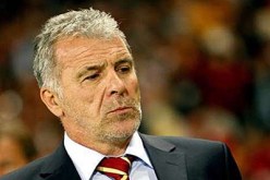 المنتخب المغربي‮ ‬يفتقد خدمات المدافعين المهـــداوي‮ ‬وعيســـاتي‮ ‬أمـام الجـزائـر