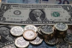 تماسك الدولار قبل الإجتماع الأوروبي