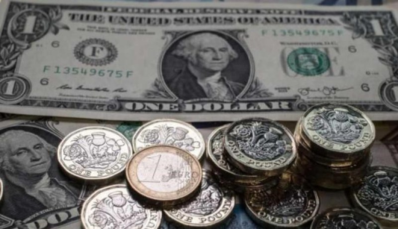 تماسك الدولار قبل الإجتماع الأوروبي