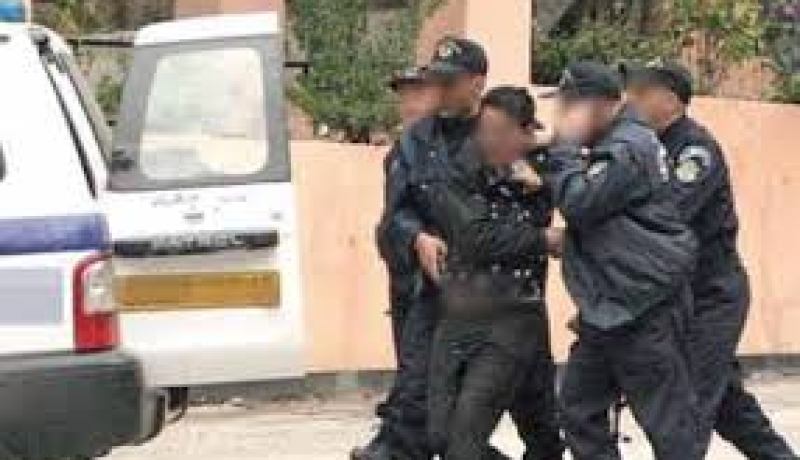 توقيف القاتل بعد 30 دقيقة من اكتشاف الجريمة