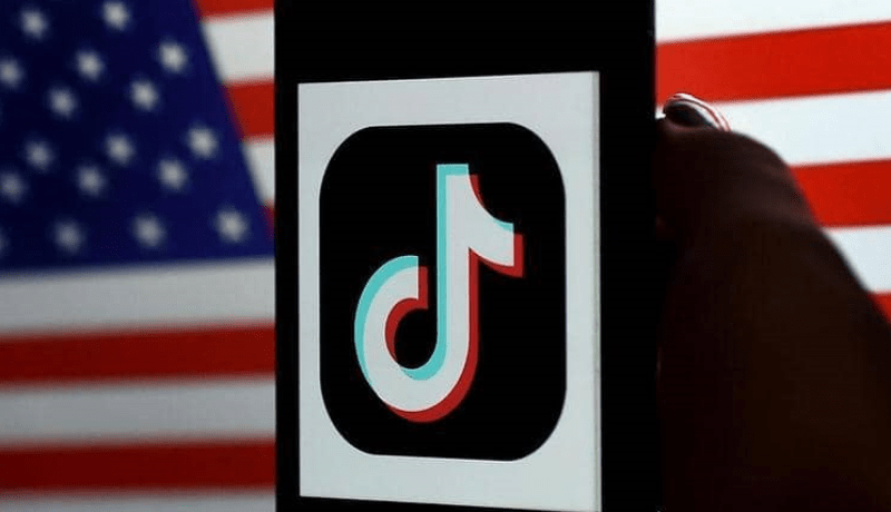 ترامب يعلن بقاء تطبيق “تيك توك” في أمريكا