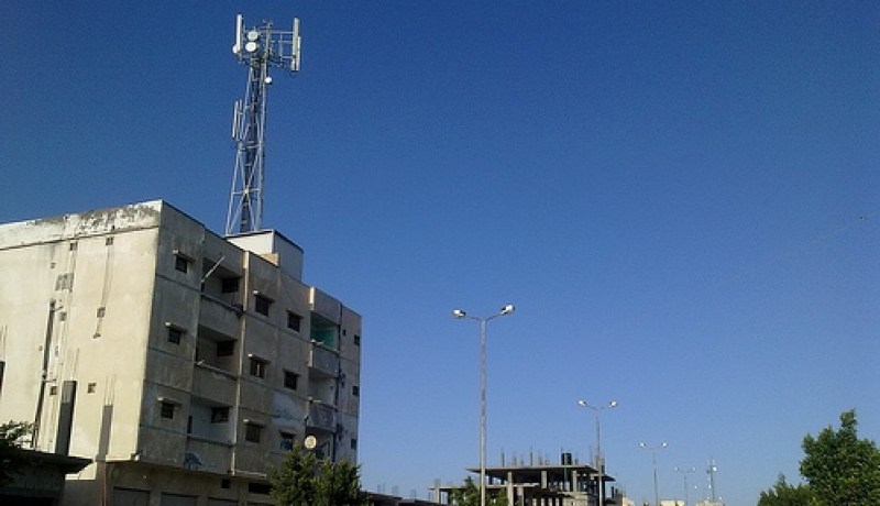 الجيش ينشئ شبكة إتصالات على طول الطّريق السّيار