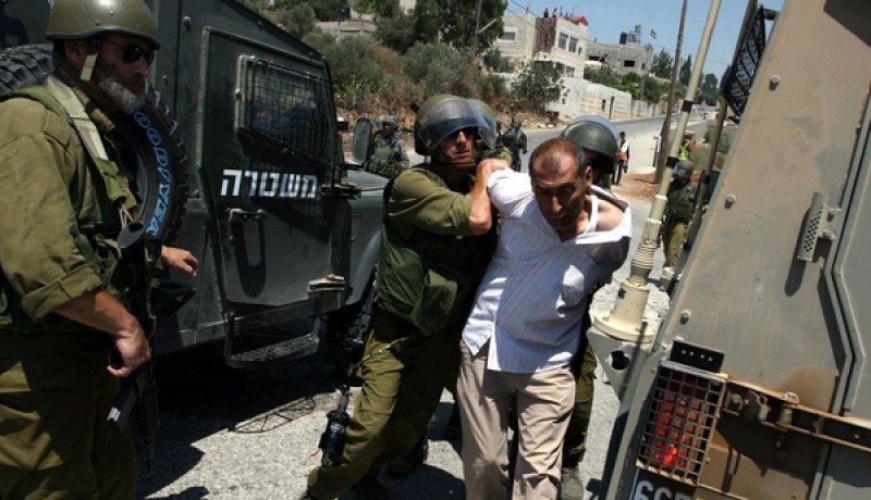 قوات الاحتلال تعتقل 7 فلسطينيين بالضفة الغربية