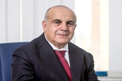 بالوثائق.. الأنتربول لم يصدر مذكرة توقيف في حق مالك بنك “ترست” الجزائر