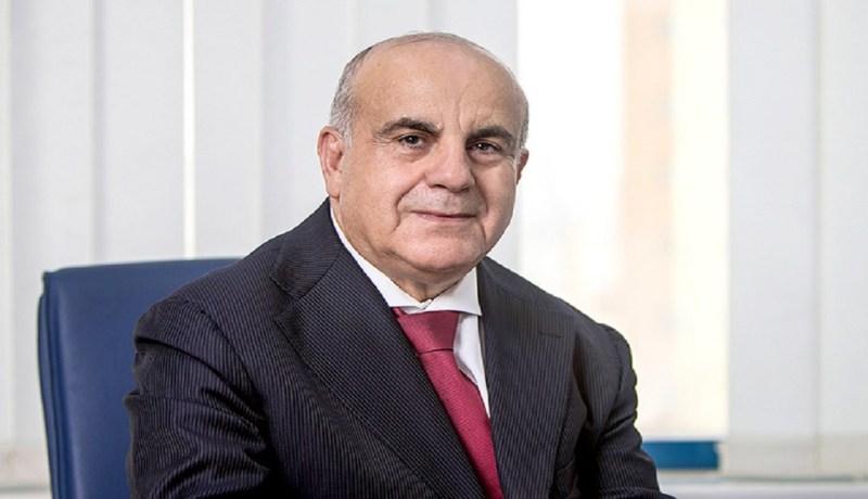 بالوثائق.. الأنتربول لم يصدر مذكرة توقيف في حق مالك بنك “ترست” الجزائر