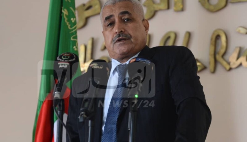 وزير السياحة: قطاع الصناعة التقليدية يجب أن يكون خلاقا للثورة